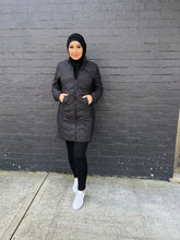 Load image into Gallery viewer, Black Puffy Jacket