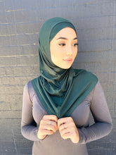 Load image into Gallery viewer, Green Two Piece Cotton Hijab